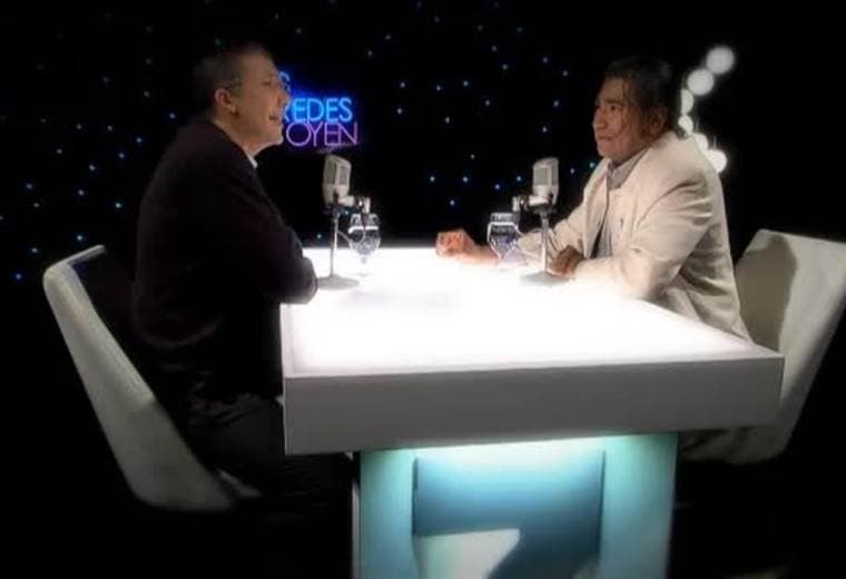 Las Paredes Oyen: César Meléndez 24 Junio 2014