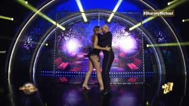 Bachata - Sharon Segura y Michael Rubí