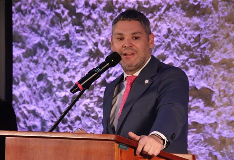 Ministerio de Cultura plantea cambios en Ley de Premios Nacionales