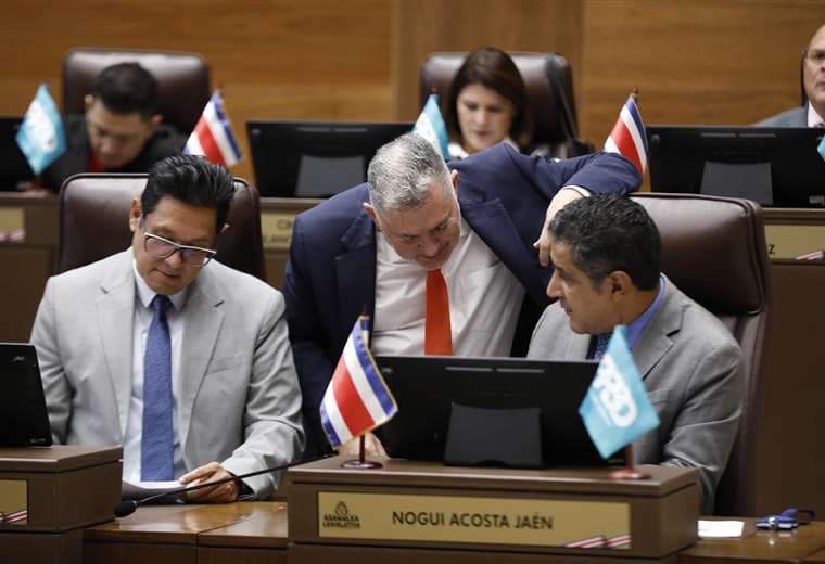 Tras rechazar mociones similares, PPSO rinde homenaje a oficiales que capturaron a "Diablo"