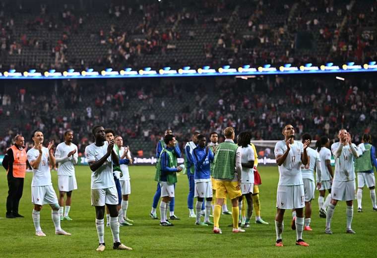 Italia cae y Francia gana en el debut de Zidane