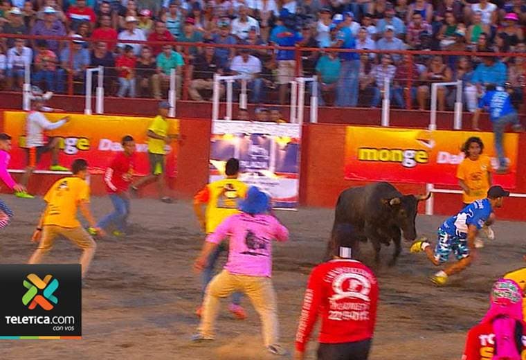 Orotina se vistió de fiesta este sábado con el Verano Toreado de su Teletica