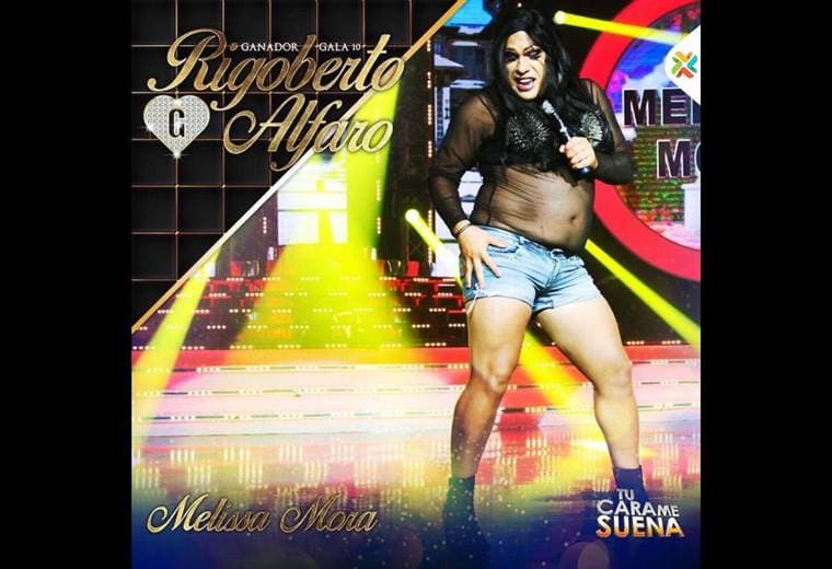 Gallina celebró su gane de la gala 10 de Tu Cara Me Suena en la Fuente de la Hispanidad