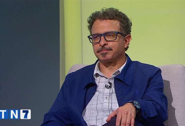 Café Política: Indecisos lo definirán todo el próximo domingo