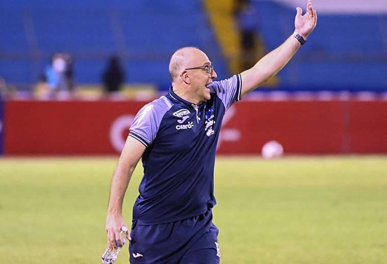 Lleida espera firmar nuevo técnico de Alajuelense este martes