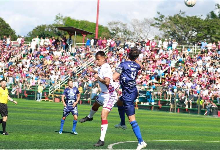 Saprissa tuvo que echar mano de la "Saprihora" para derrotar a Grecia