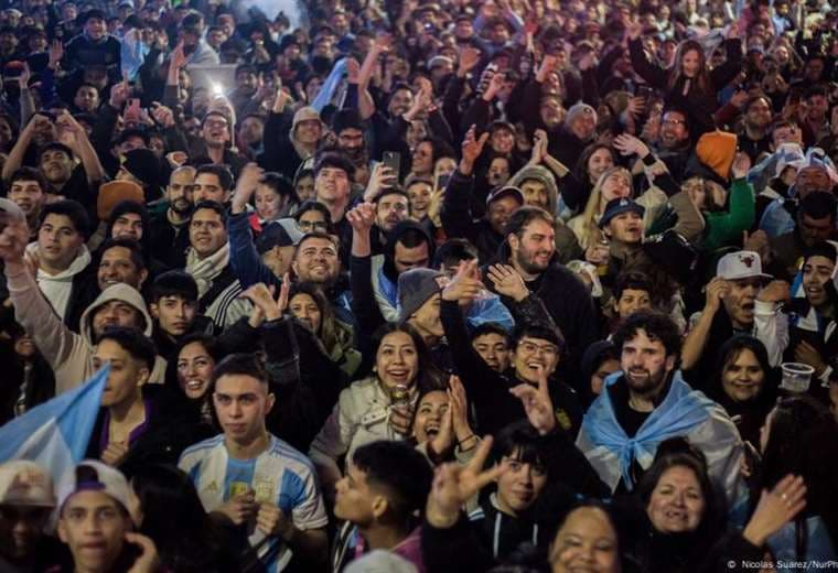 Miles reciben a los campeones de América en Argentina