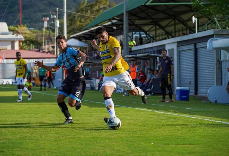 Liberia hunde más a Santa Ana