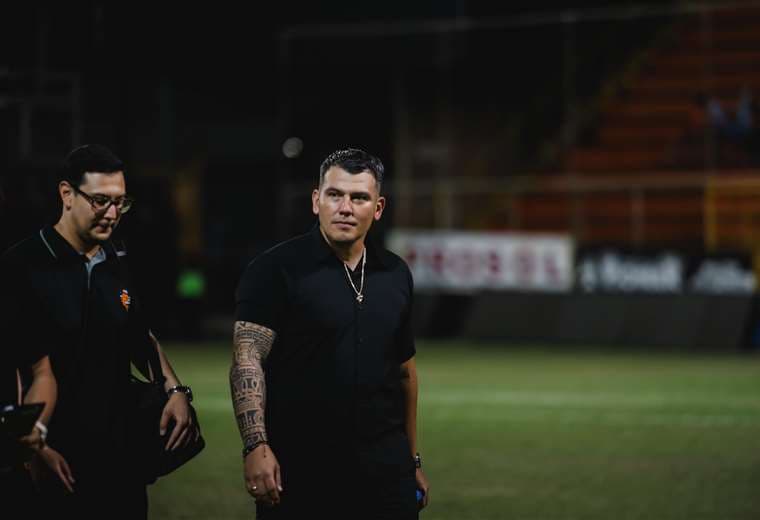 Técnico de Puntarenas molesto con arbitraje: "Nos dijo que no nos jugábamos nada"