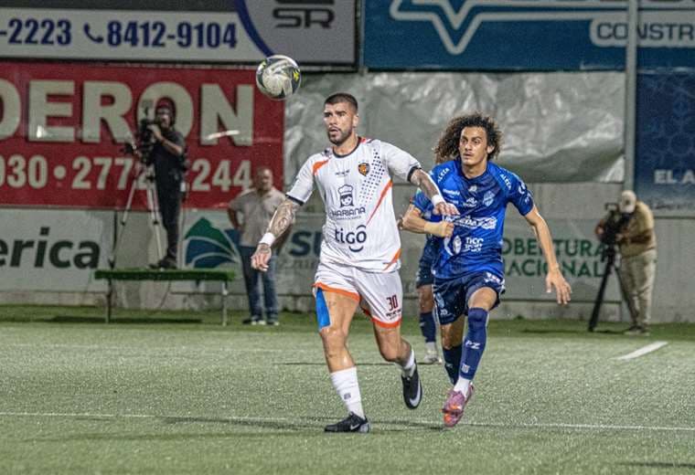 Pérez Zeledón y Puntarenas firman un vibrante empate lleno de goles