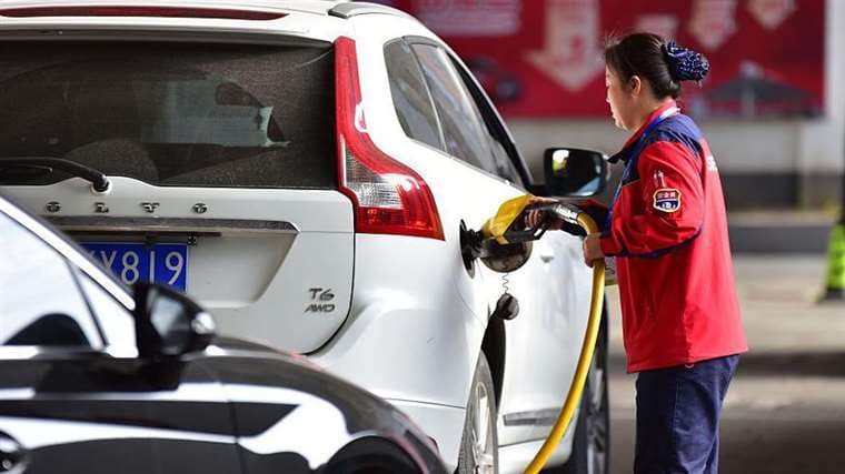 Petróleo llega a su máximo desde 2022 ante posible nueva acción militar de EE. UU. en Irán