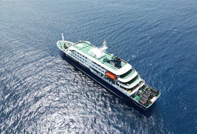 Esto es lo último que se sabe del crucero aislado por foco de hantavirus con varios muertos