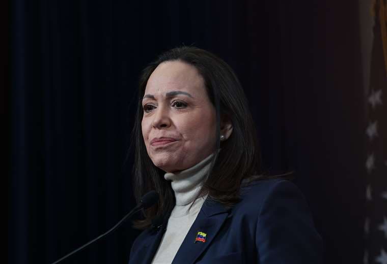 Impiden regreso de María Corina Machado a Venezuela