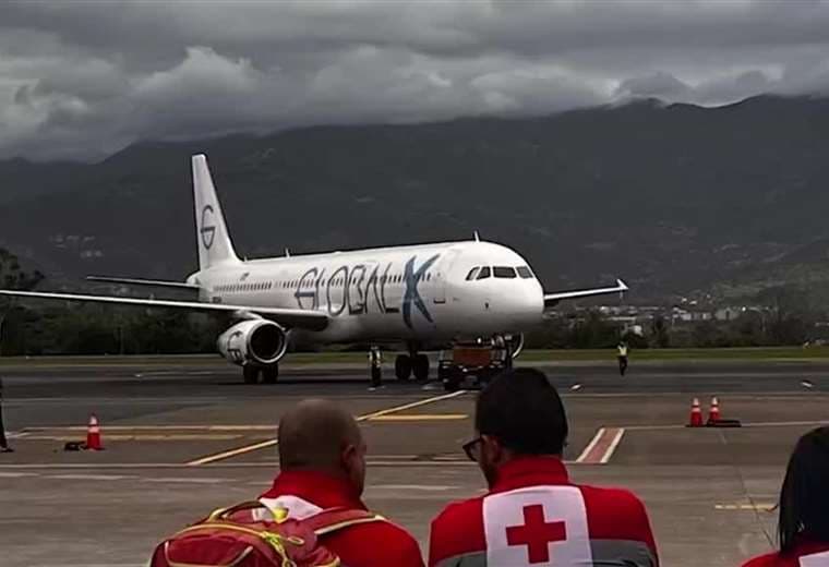 Llega a Costa Rica el cuarto vuelo con migrantes deportados de EE. UU.