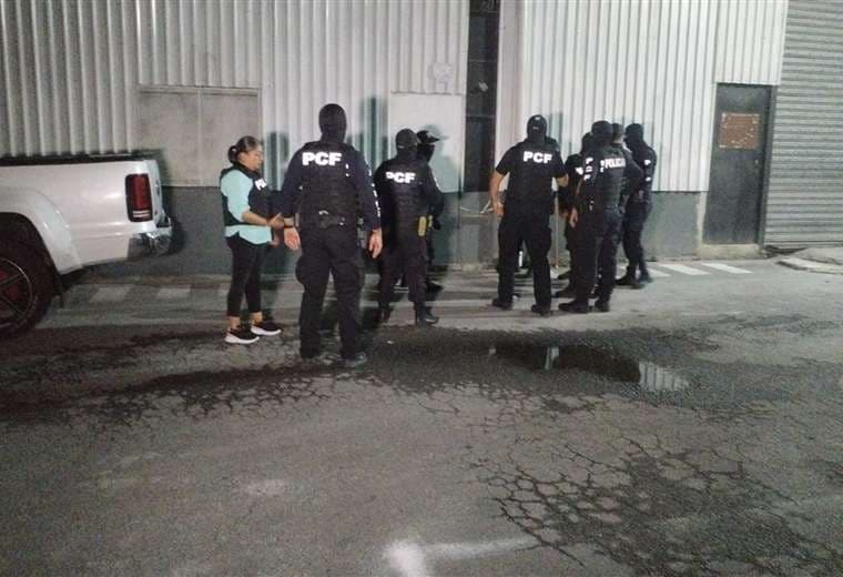Denuncia anónima alerta a Policía de bodega con 22 millones de cigarrillos de contrabando
