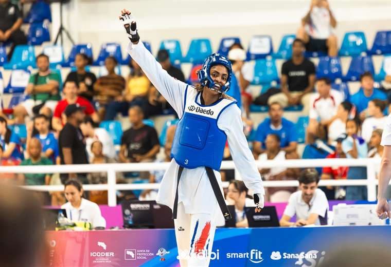 Taekwondo tico sigue cosechando medallas en Santo Domingo: Neshy Lee Lindo se deja el segundo oro
