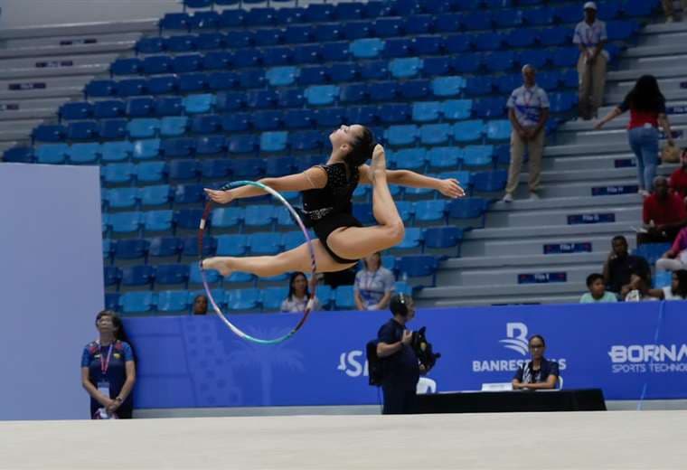Gloriana Sánchez logra dos bronces en gimnasia rítmica de Santo Domingo 2026