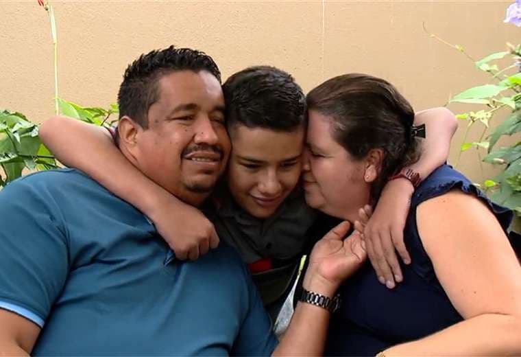Adolescente esperó nueve años por una cirugía a corazón abierto que nunca llegó