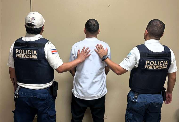Cae funcionario que dio frituras con marihuana a privado de libertad en hospital de Limón
