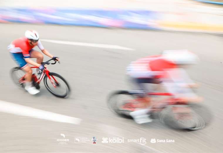 Joseph Ramírez gana medalla de plata en ciclismo de ruta. Foto: CON