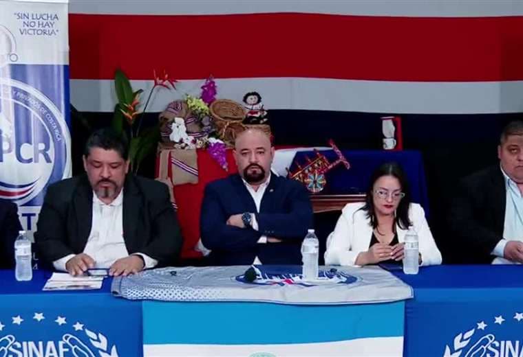 Funcionarios de CCSS hacen rifas, colectas y préstamos informales por falta de salario