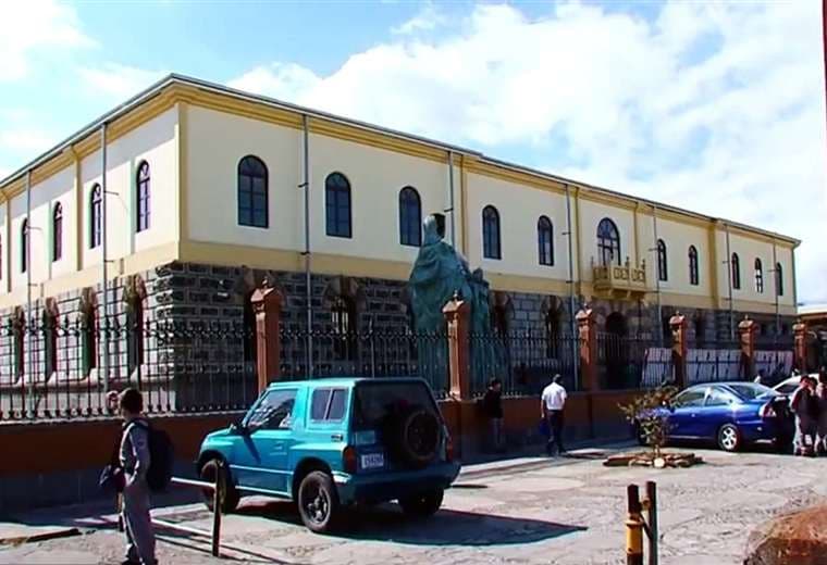 Estudiantes del Liceo de Costa Rica convocan protesta por finca de institución