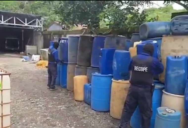 Detienen a 7 sospechosos de almacenamiento ilegal de combustible en Moín