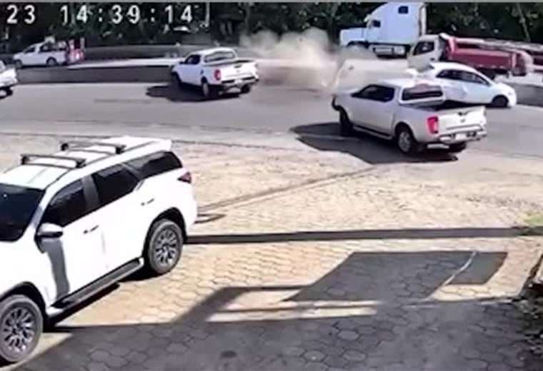 Video: captura de alias "Pechugón" termina con choque de patrulla en Moín