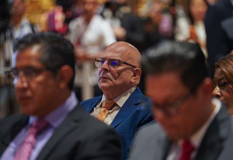 Marco Badilla será representante del PLN en comisión que investigará a diputado Obaldía